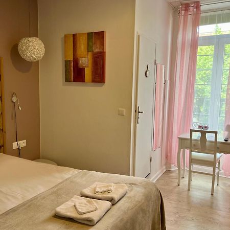 Logis Hotel Des Causses Мійо Екстер'єр фото
